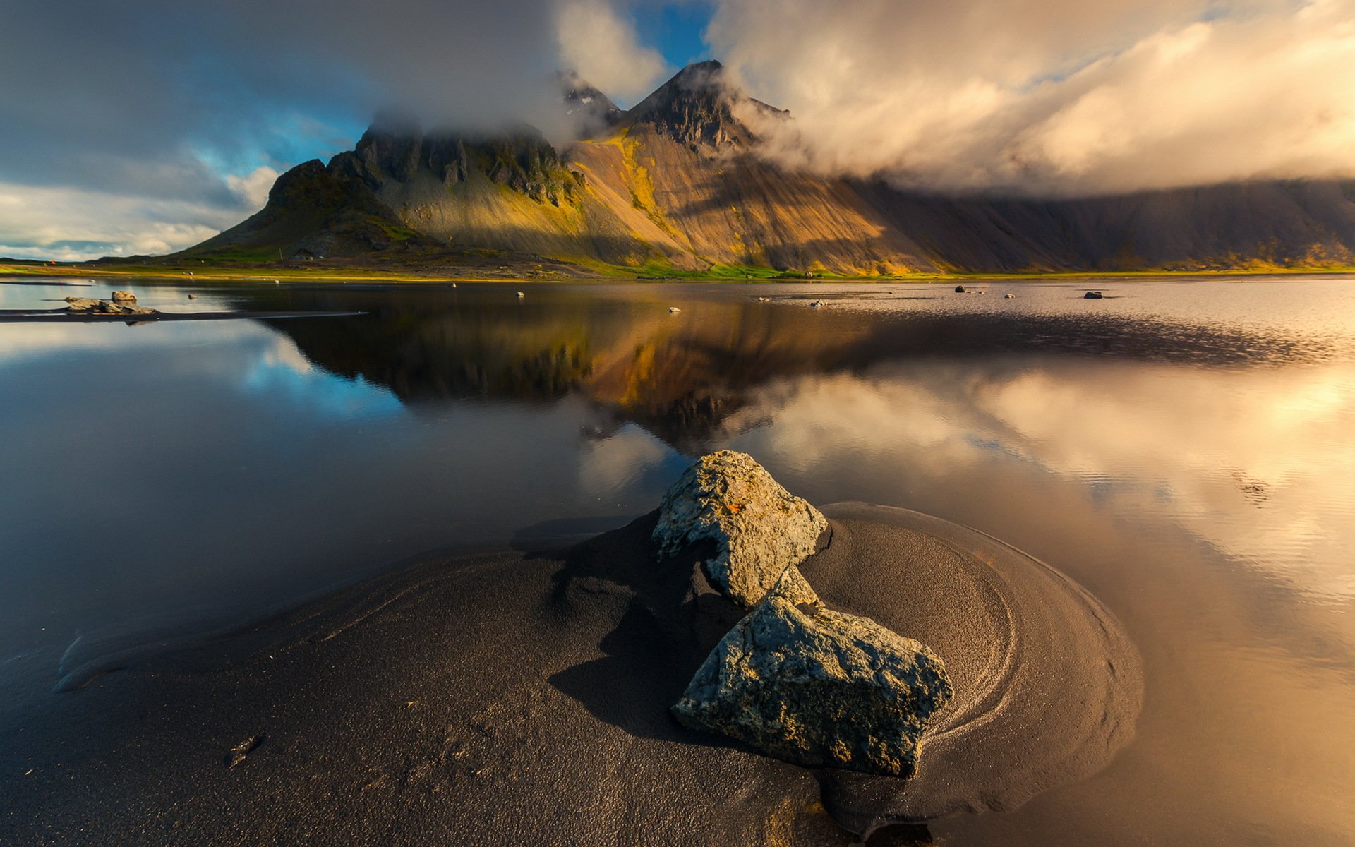 mountain lake landscape