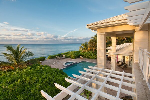 Villa de prestige avec piscine aux Bahamas