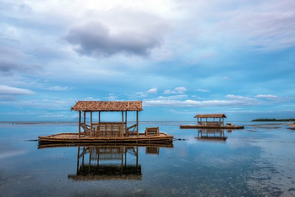 Fotos von philippinischen Pavillons im Meer