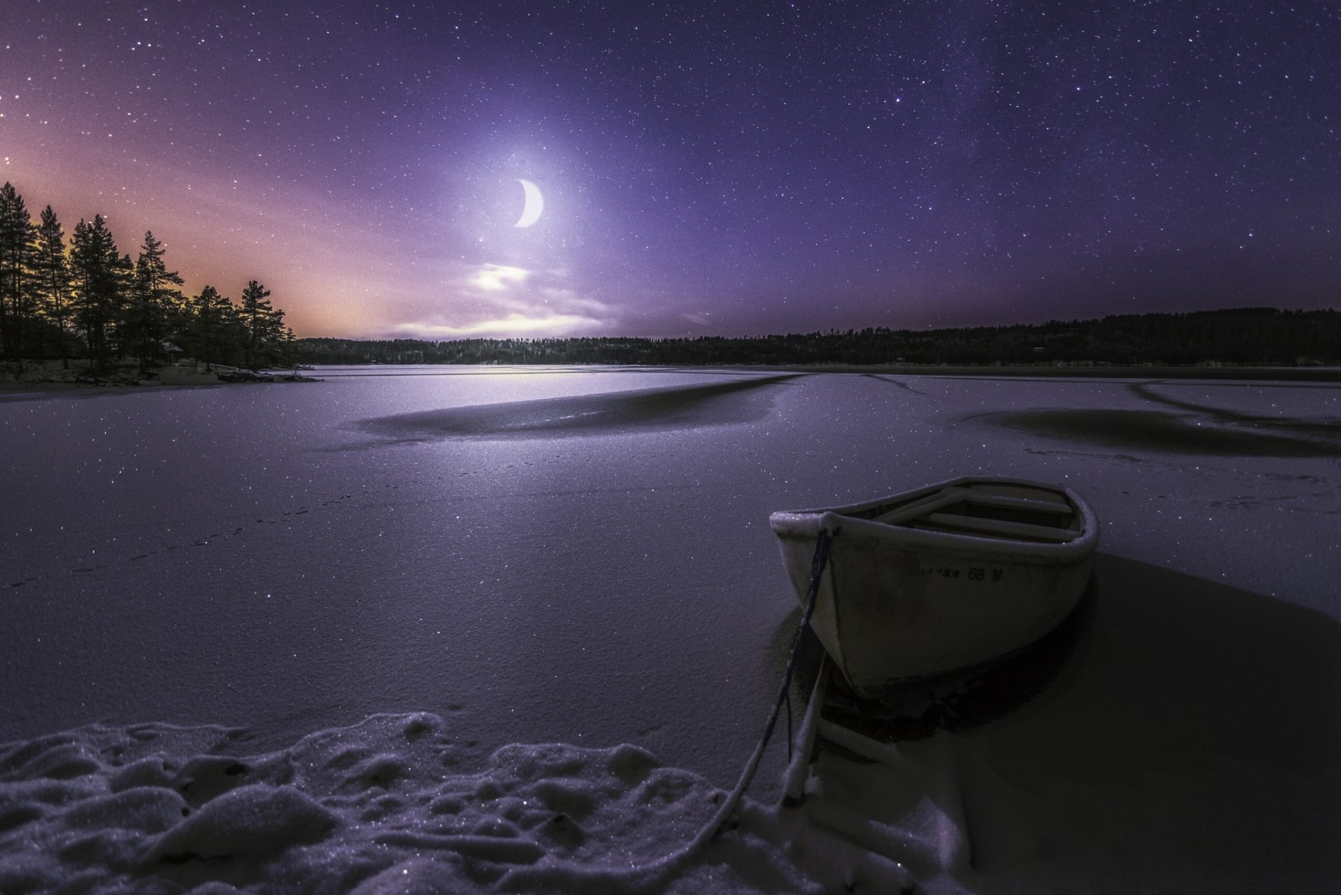 lake øyangen ringerike norvège lac hiver gel neige nuit ciel étoilé mois bateau