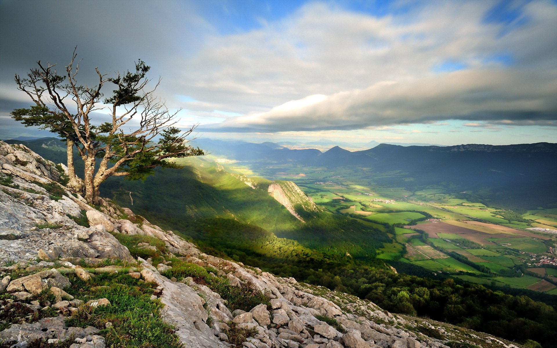 montagnes ciel paysage