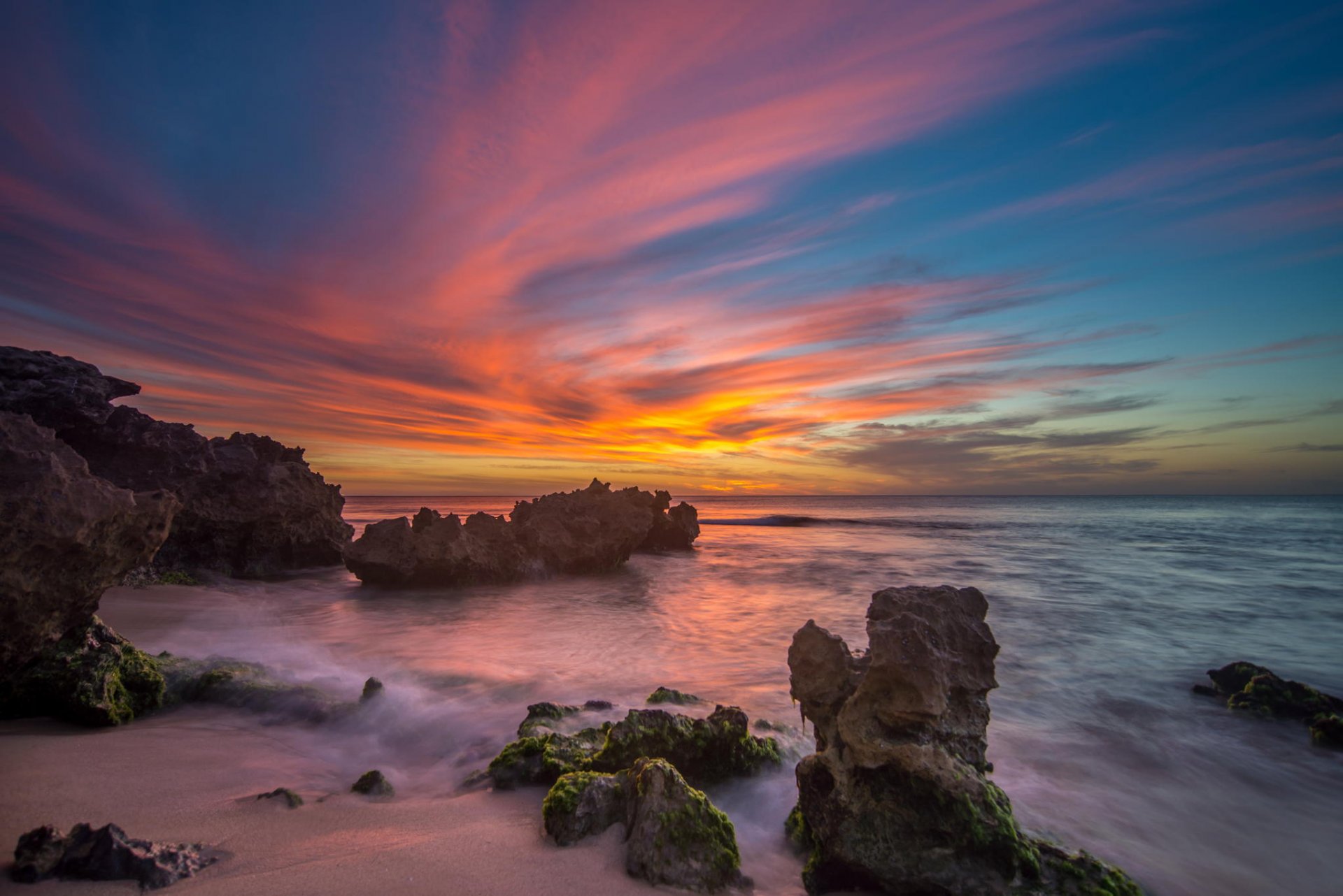 océan roches coucher de soleil paysage