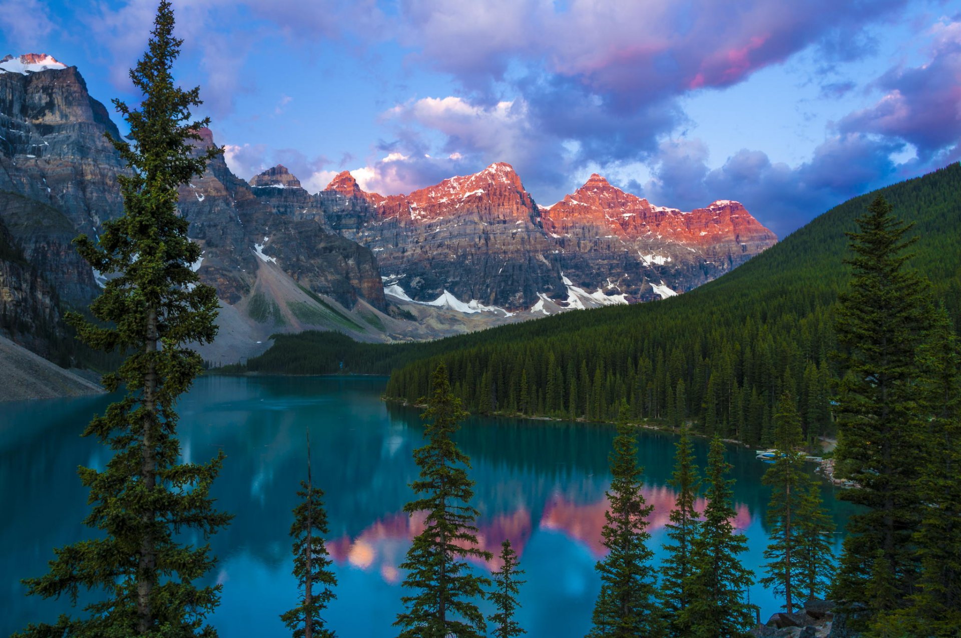 lac montagnes nature forêt arbres canada