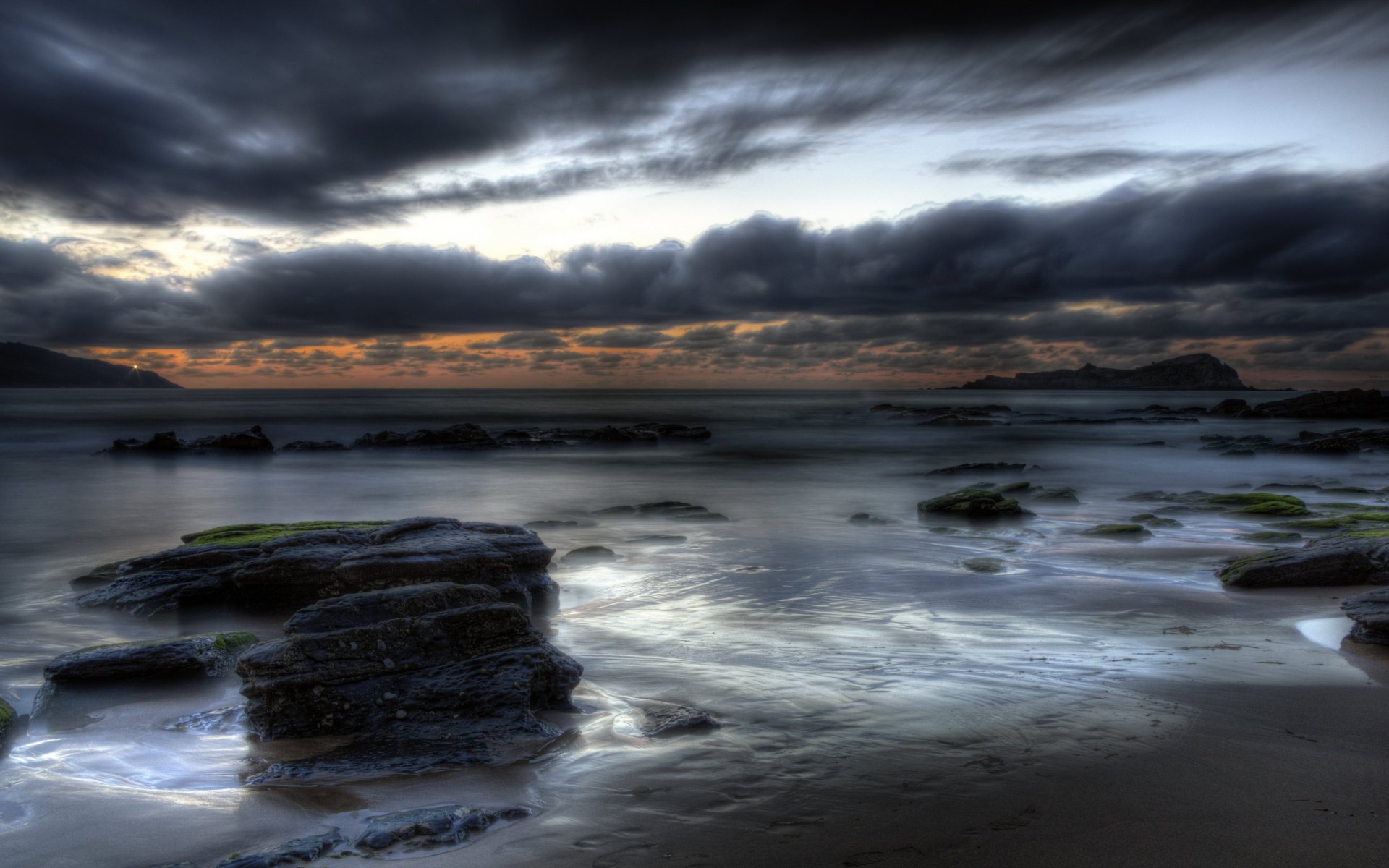 noche mar rocas paisaje