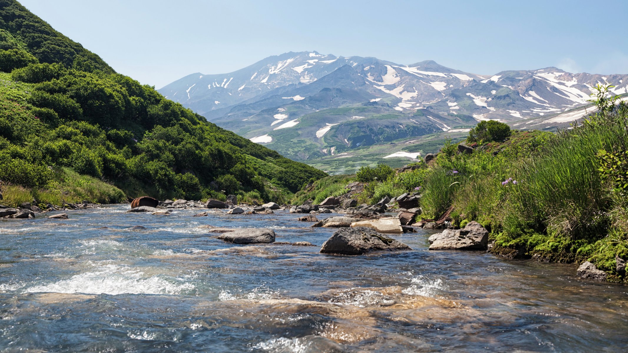 россия камчатка камчатский горы ручей камни течение