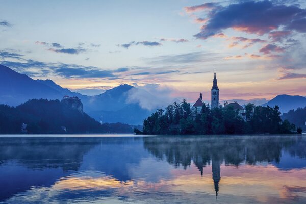 View of the Mariinsky Church from the lake