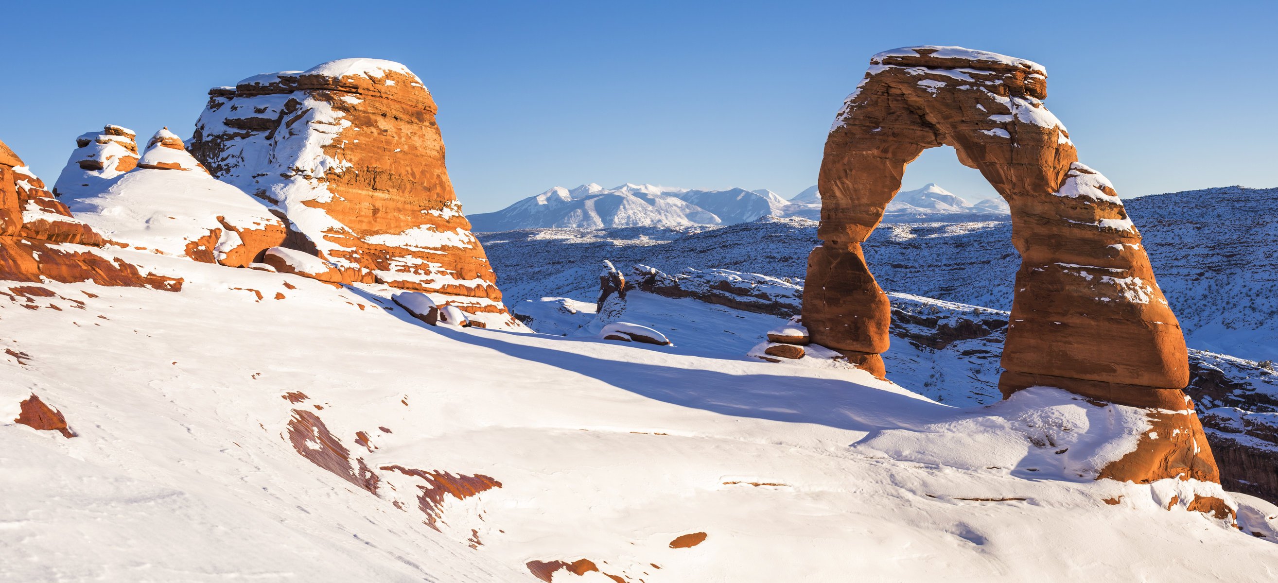 united states canyon arch rock winter snow panorama