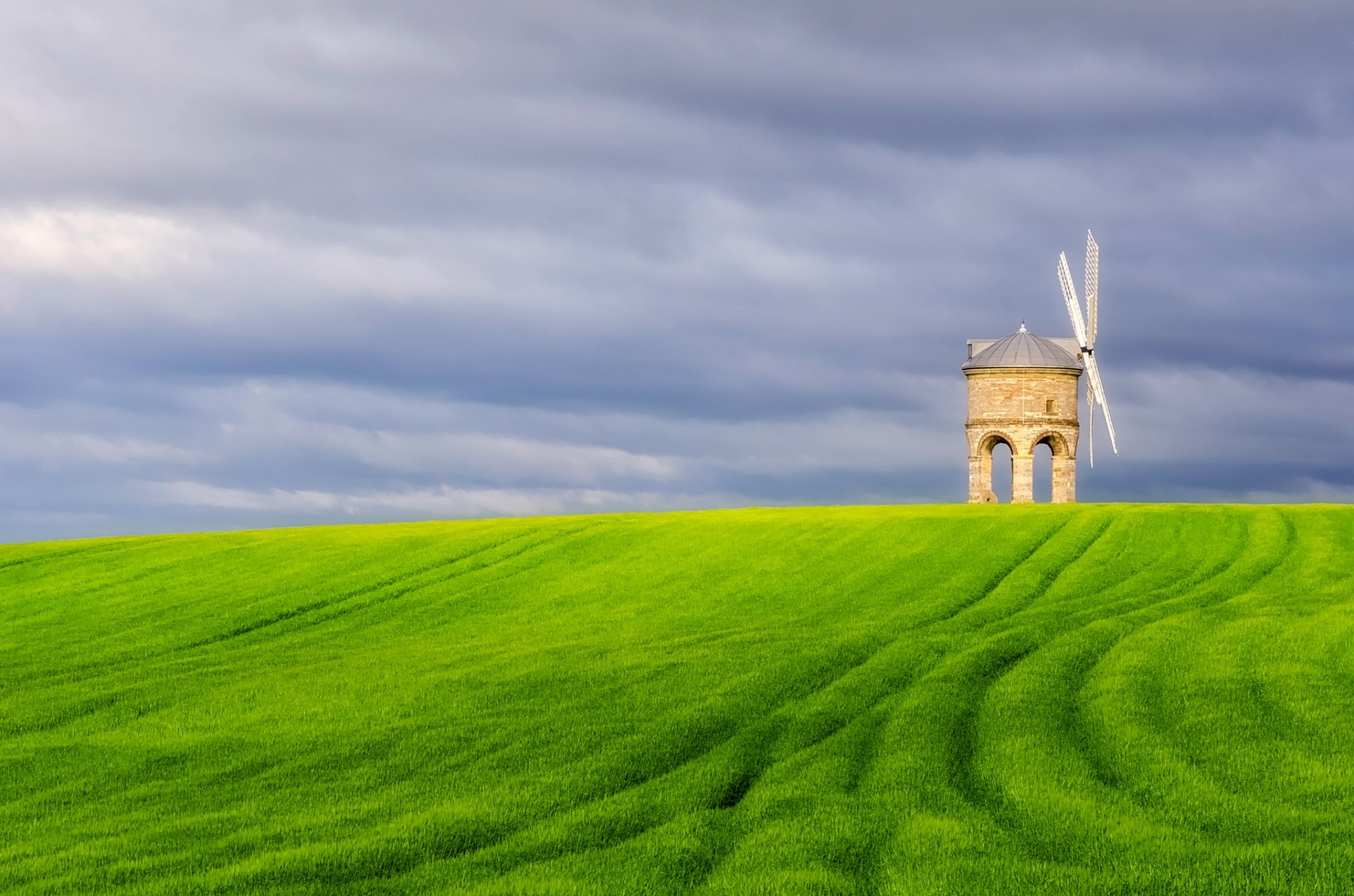 reino unido inglaterra campo molino cielo nubes