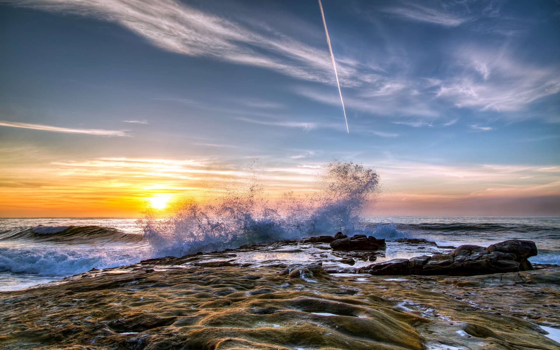 mare tramonto onde paesaggio