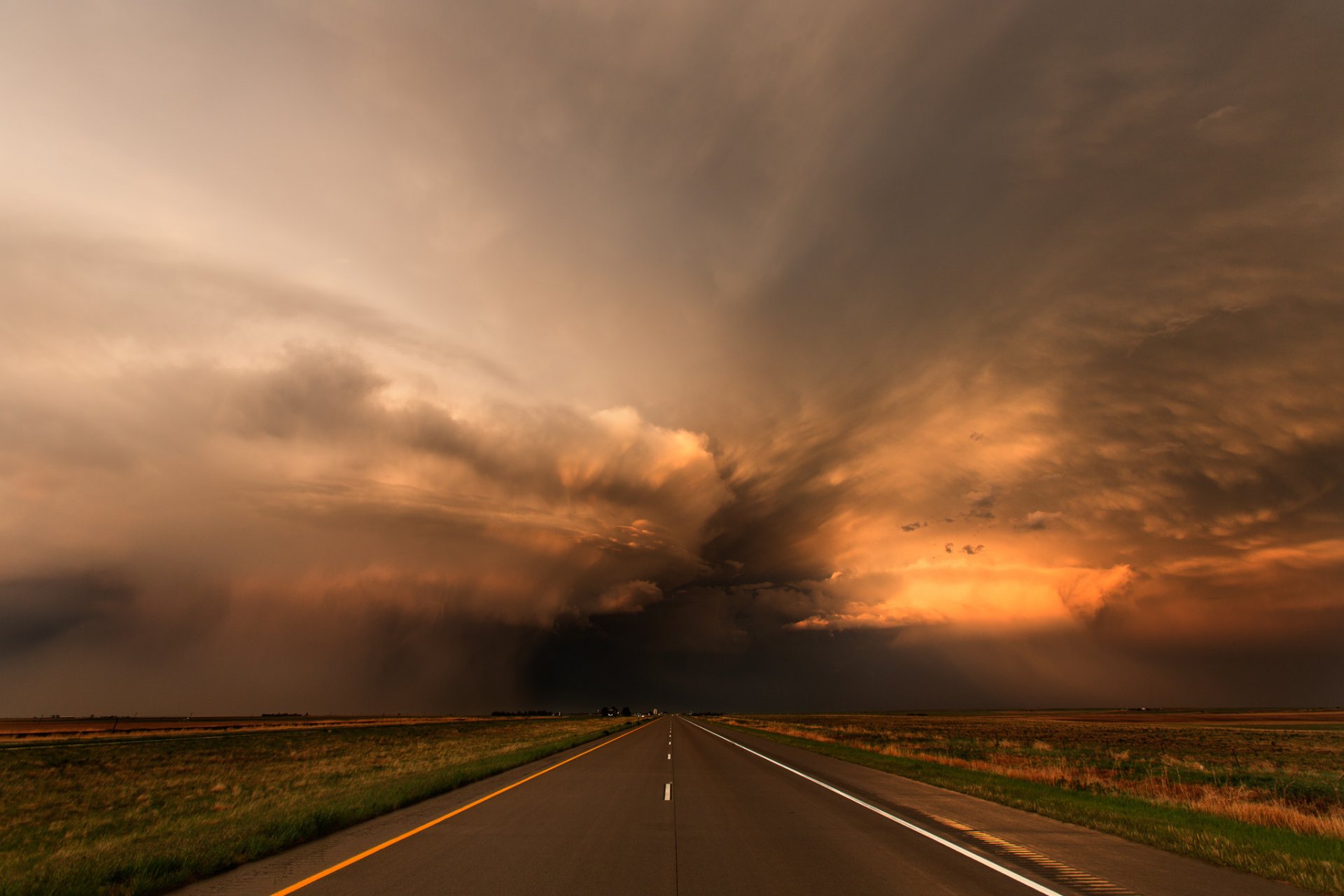 états-unis colorado route coucher de soleil nuages tempête