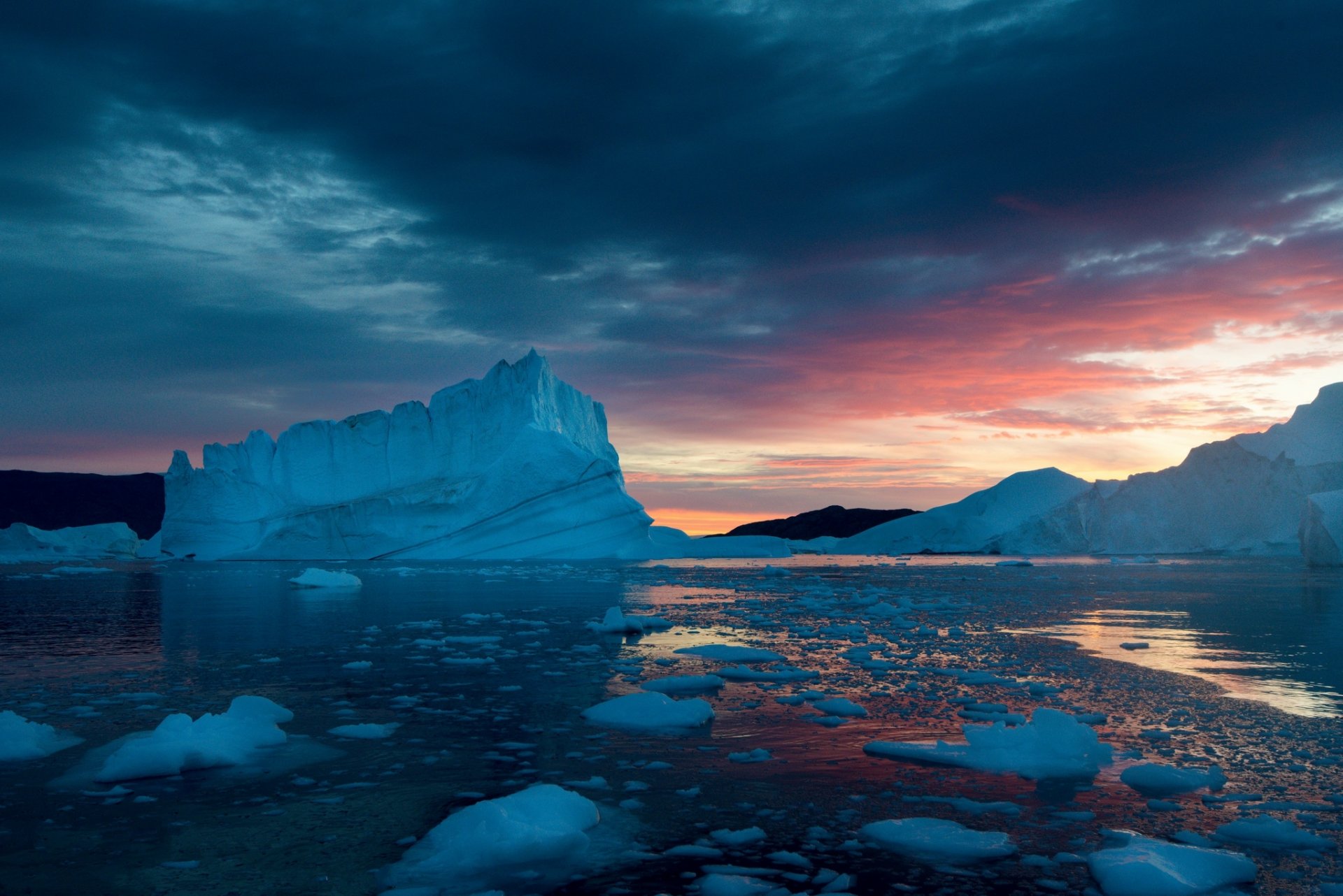 groenlandia neve banchi di ghiaccio tramonto