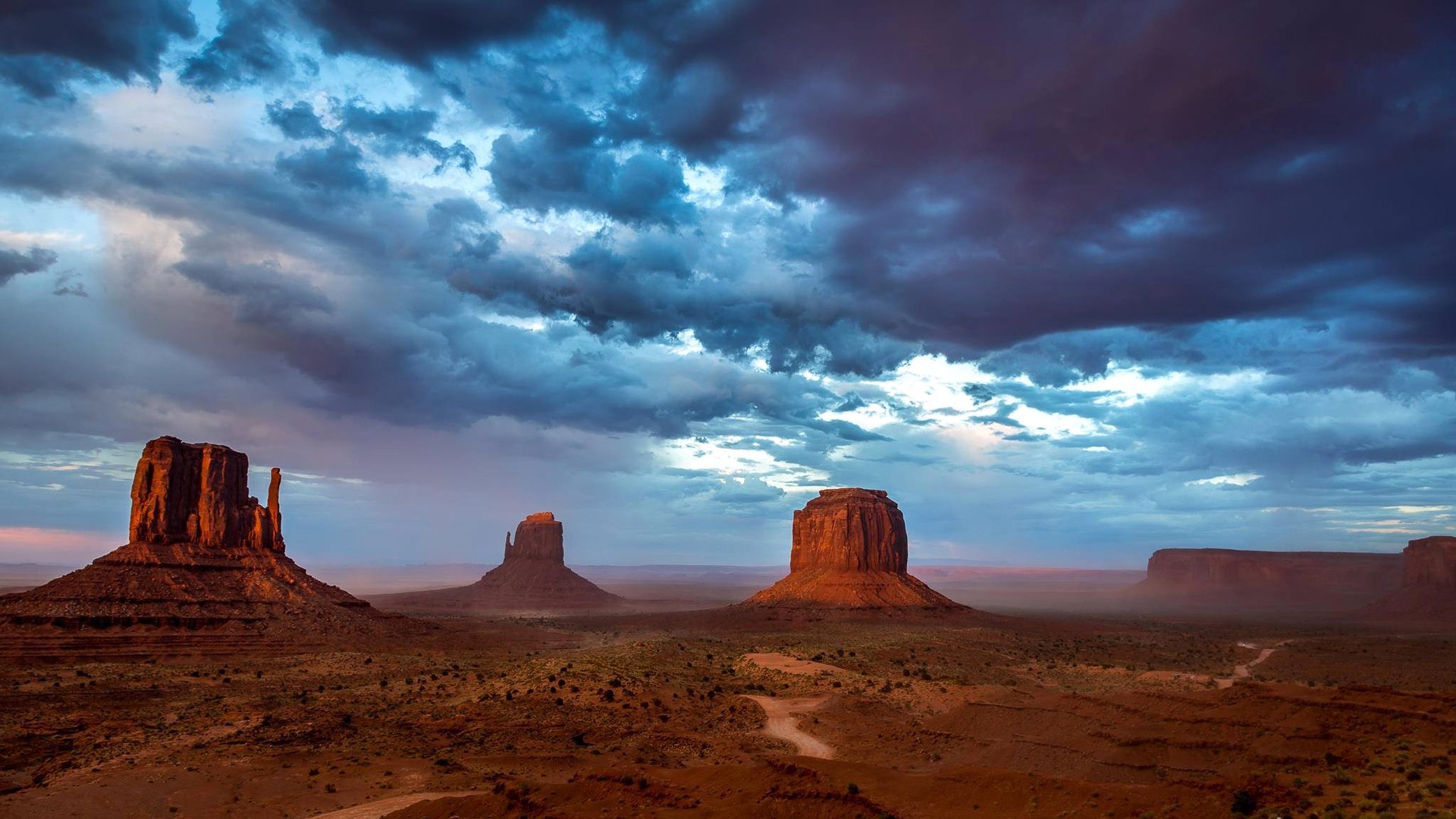 monument valley usa montagne cielo nuvole rocce sera