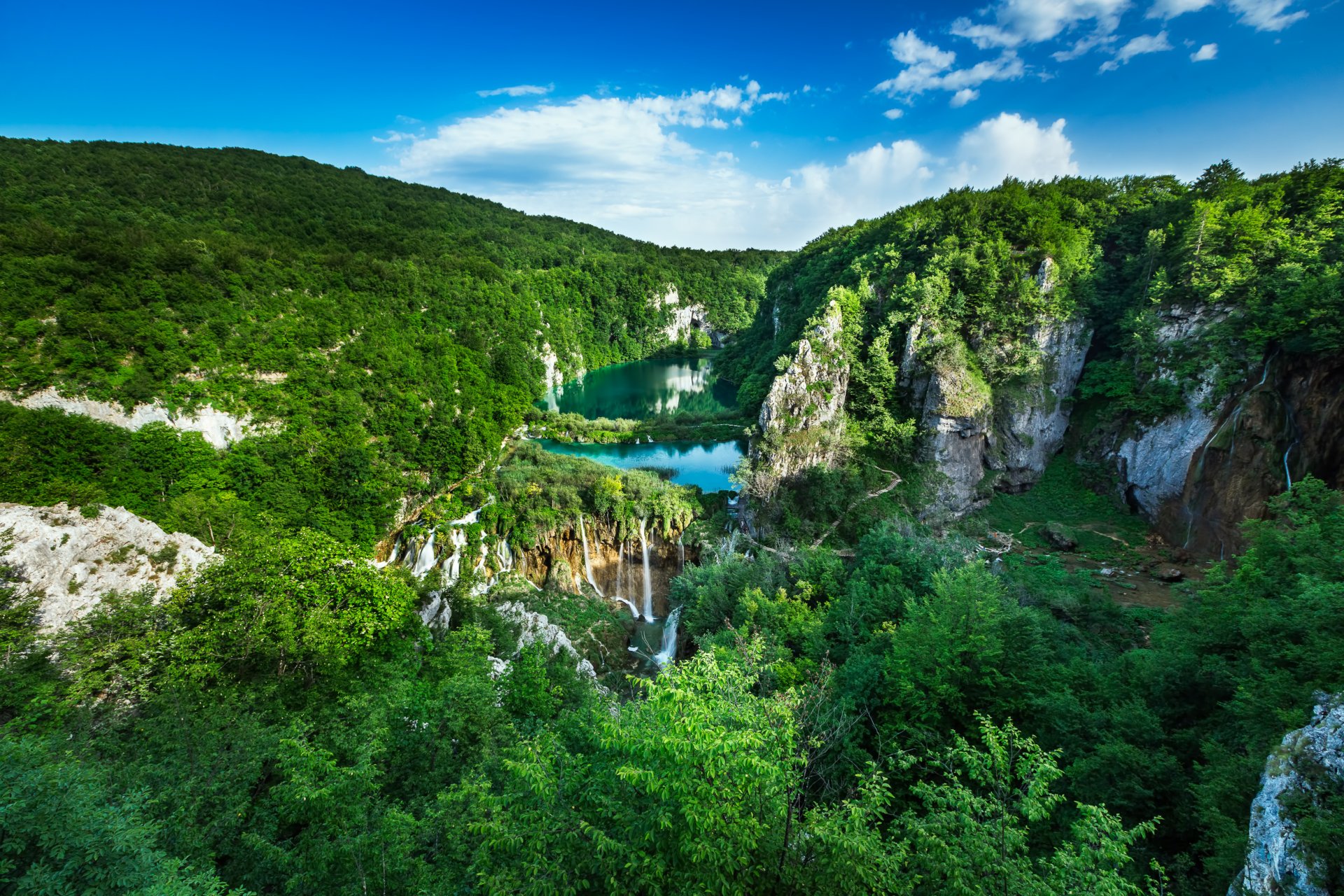 nationalpark plitvicer seen donja-seen kroatien nationalpark plitvicer seen wasserfälle wald felsen kaskade panorama landschaft