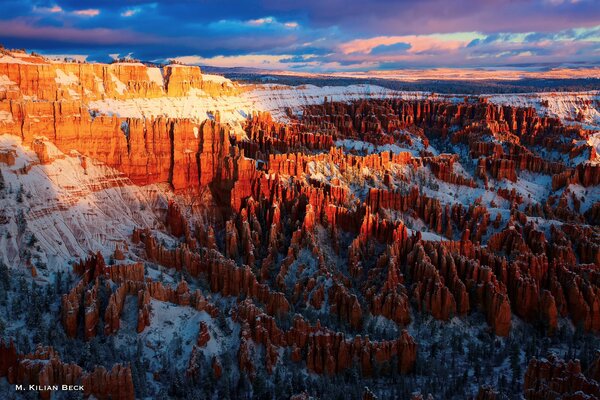 Mañana en el parque nacional Bryce Canyon