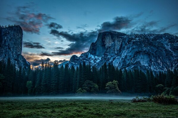 Rocce del Parco Nazionale di Yosemite, California