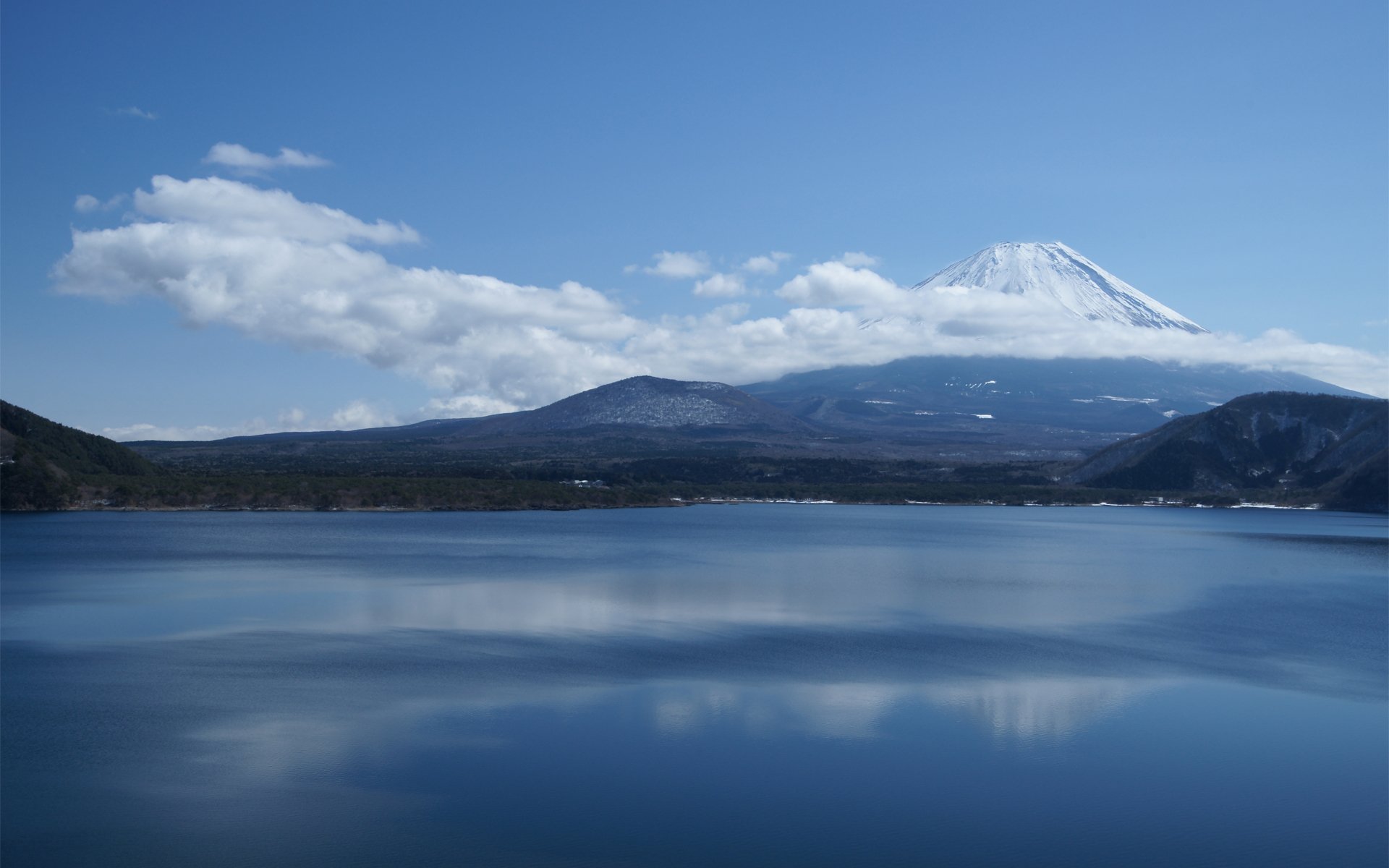 fuji mountain japan lake clouds peak summit snow