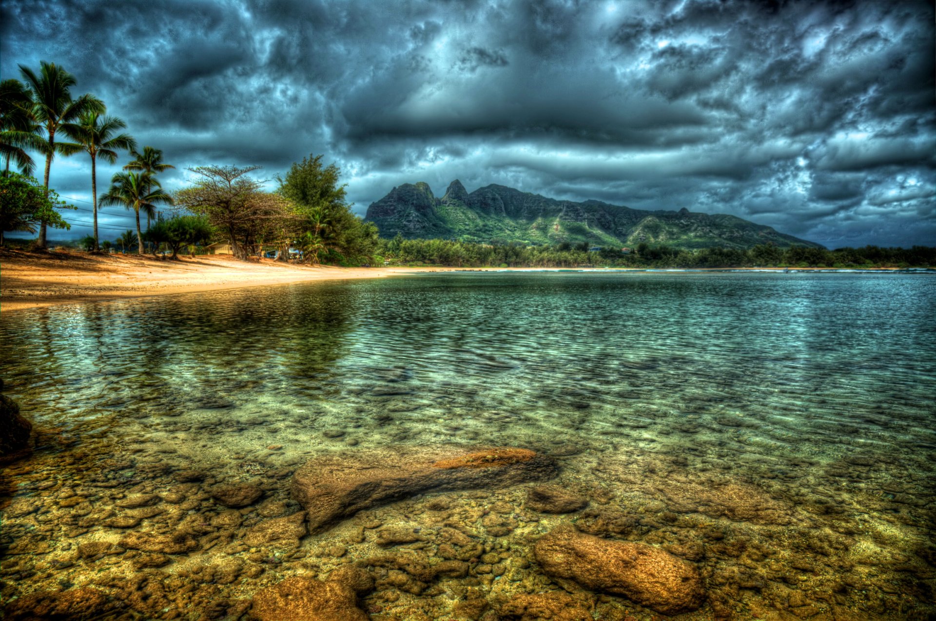 tropiki niebo chmury góry jezioro drzewa hdr