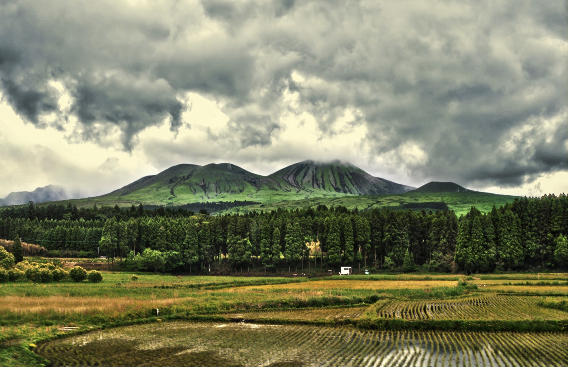 japan kyushu region kumamoto prefecture mount aso kyushu 日本 九州 熊本県 阿蘇 山