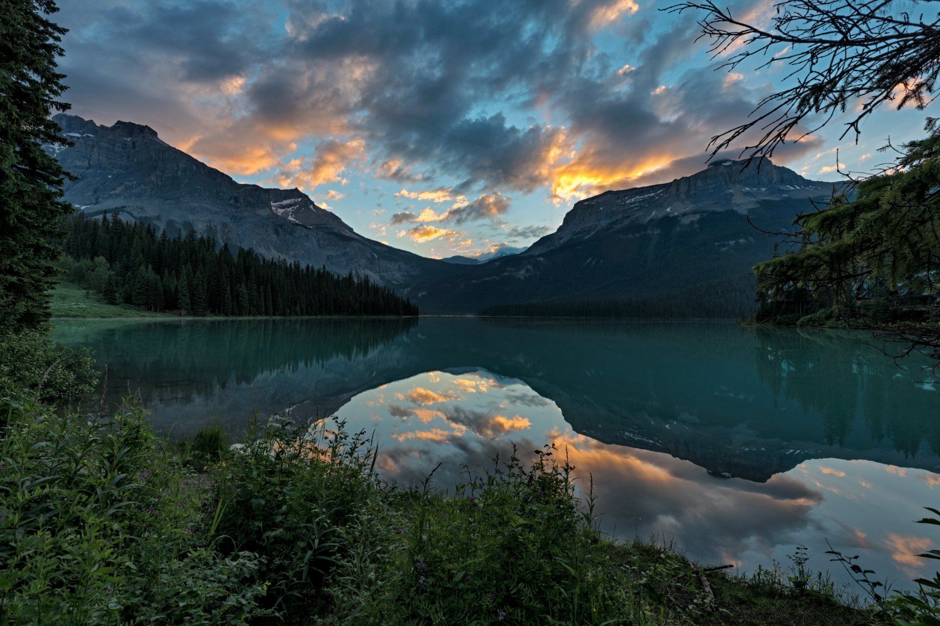 parque canadá montañas lago cielo paisaje yoho bosque nubes reflexión naturaleza