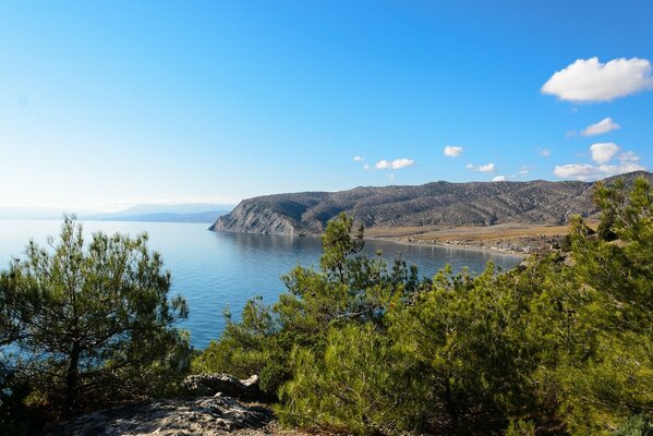 Crimée. Paysage de la côte, mer