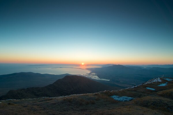 Inspiring horizon at sunset