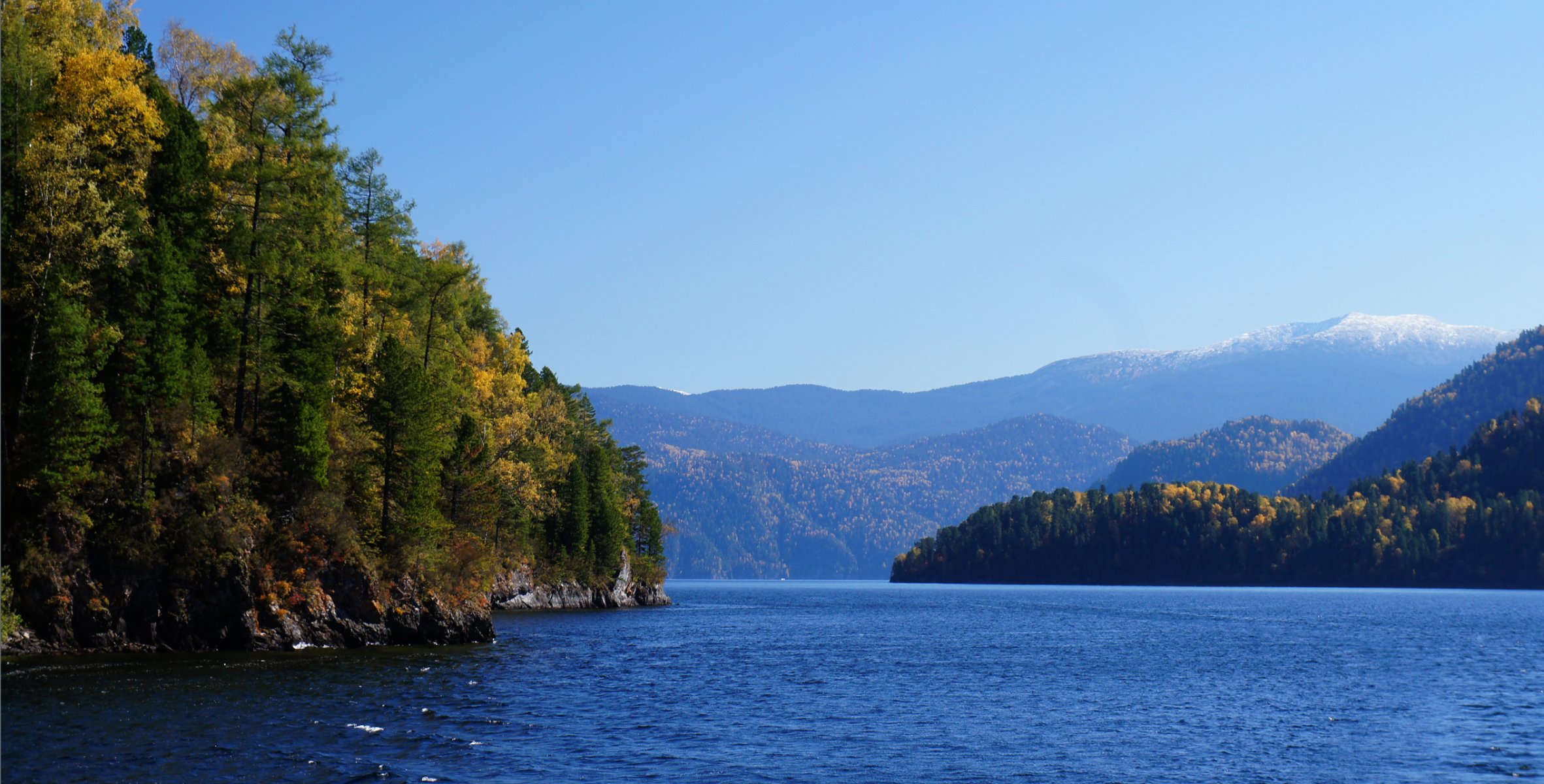 lac montagnes montagne altaï lac teletsky