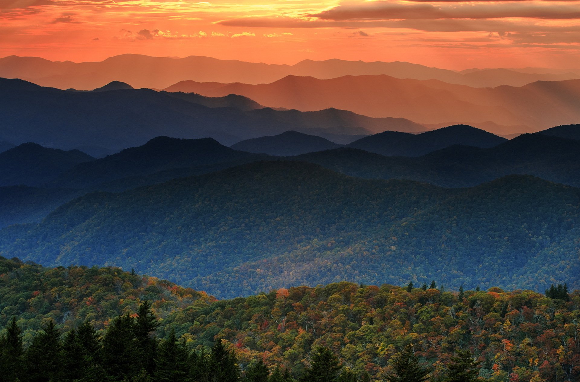 berge wald herbst sonnenuntergang