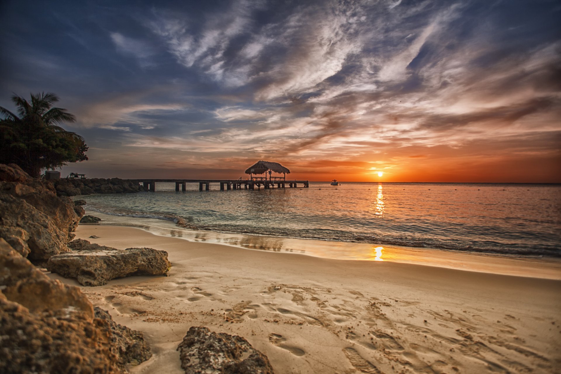 plage mer coucher de soleil