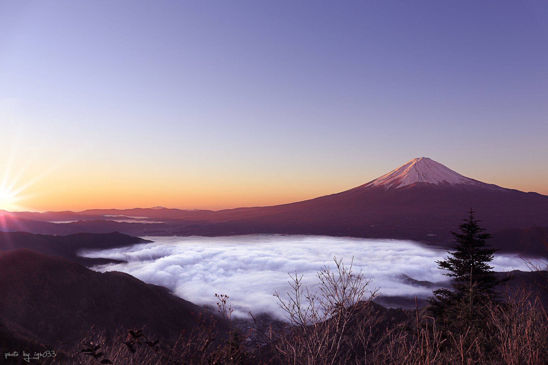 japón montaña volcán valle nubes niebla cielo rayos luz