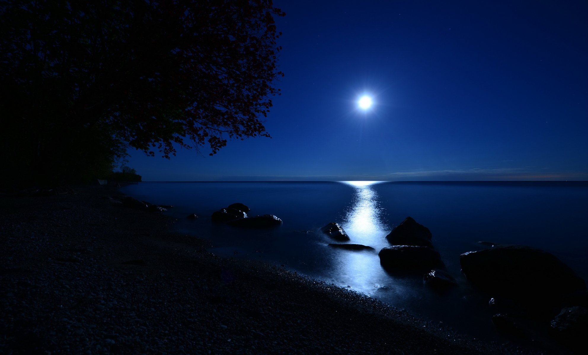 nuit lac pierres lune