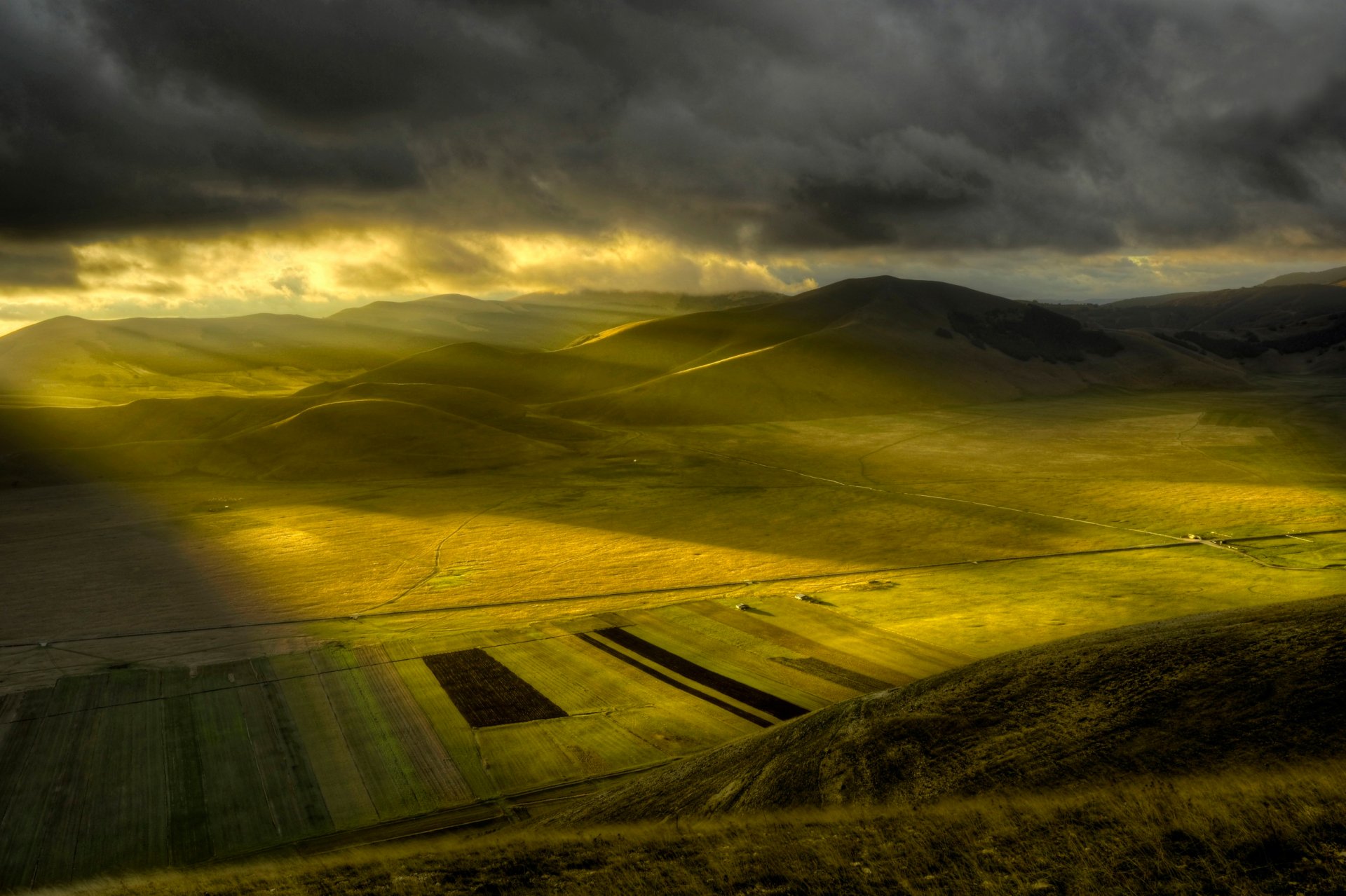 mañana llanura rayos de sol