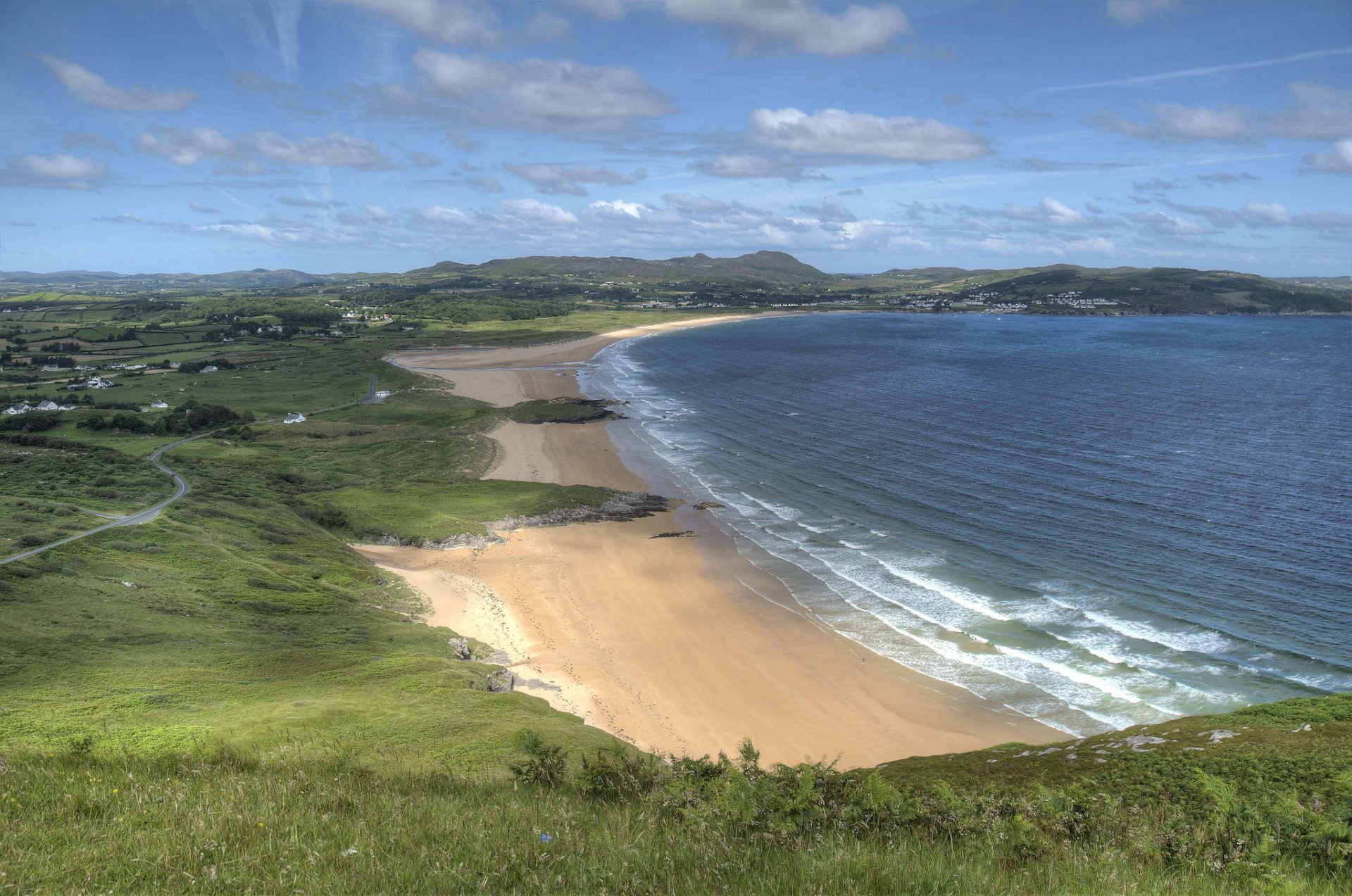 irlanda mar bahía playa olas