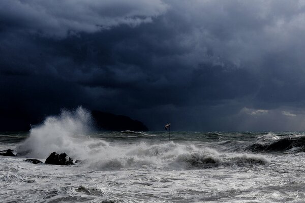 Mare furioso tempestoso