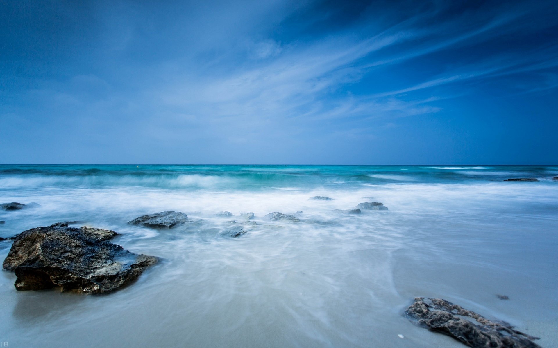 paesaggio natura mare fiume acqua pietre pietra cielo azzurro sfondo carta da parati widescreen schermo intero widescreen widescreen