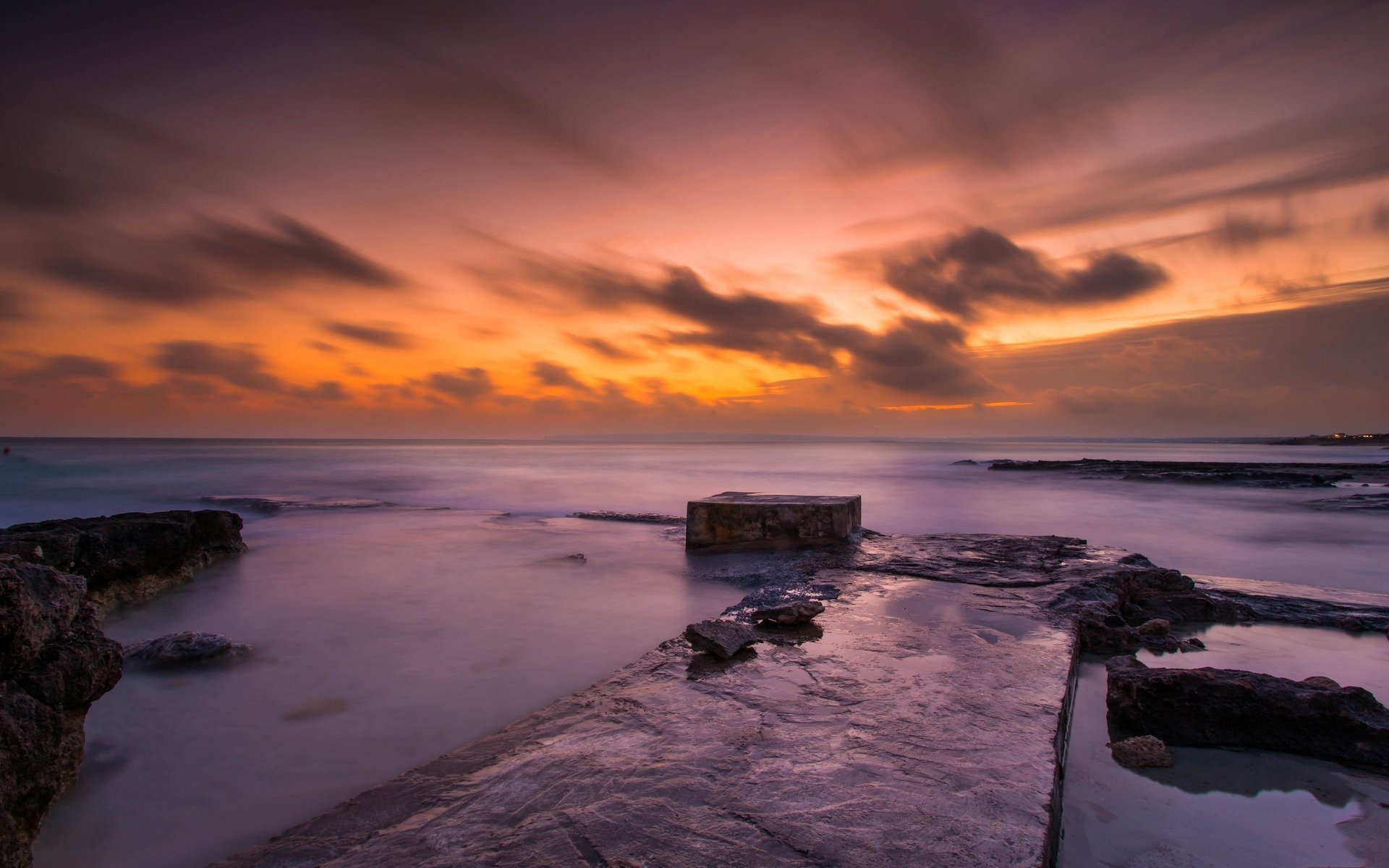 paesaggio natura mare fiume acqua pietre cielo nuvole sfondo carta da parati widescreen schermo intero widescreen widescreen