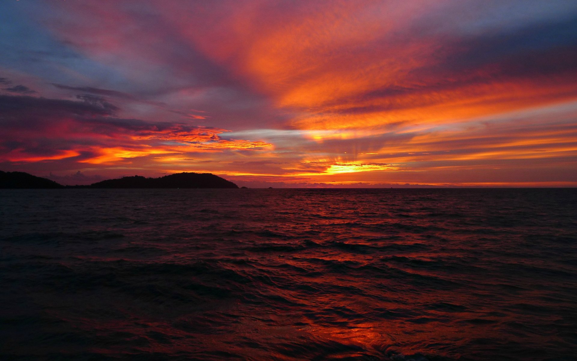 mar cielo nubes nubes horizonte sol puesta de sol rojo