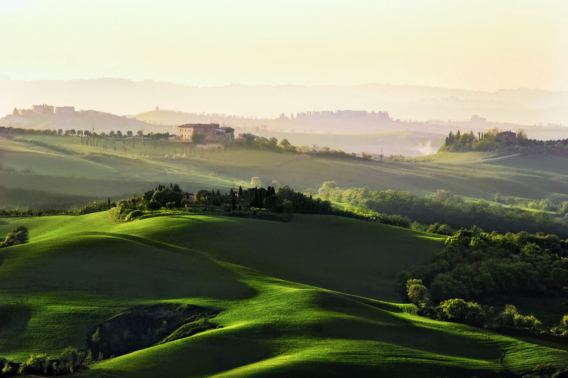 hills of the field tree house italy tuscany morning dawn haze