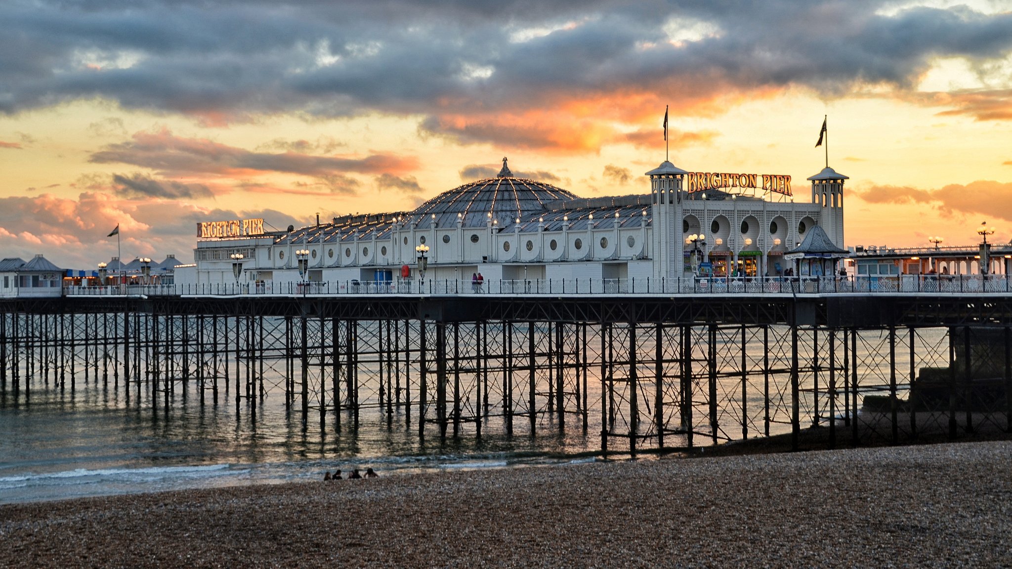 meer strand pier sonnenuntergang