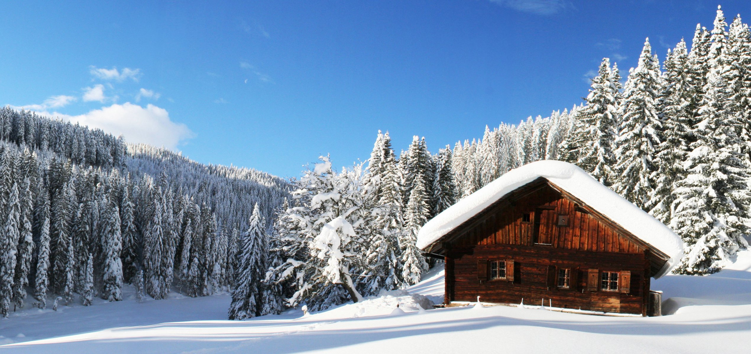 naturaleza bosque invierno nieve invierno panorama cabaña cielo nubes relajarse invierno pantalla ancha pantalla completa pantalla ancha fondo de pantalla hd