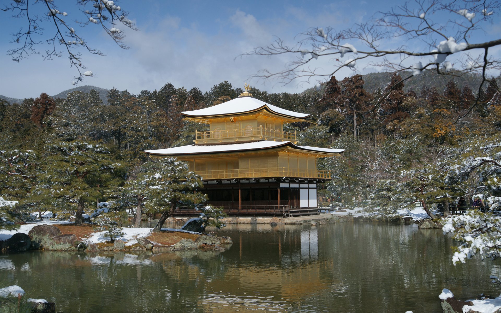 japonia zima wiosna jezioro śnieg dom drzewa