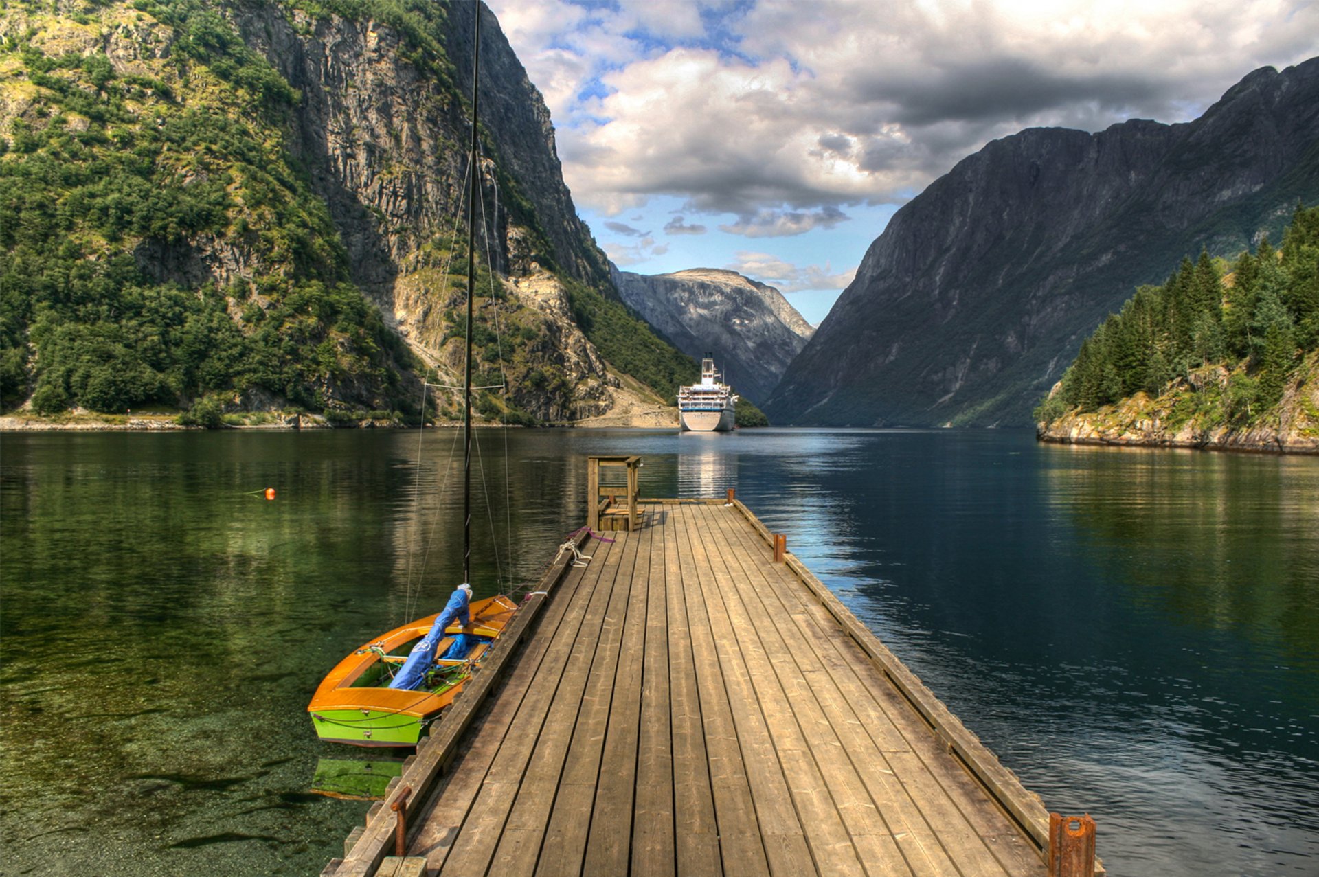 norwegen lofoten berge wasser brücke boot schiff