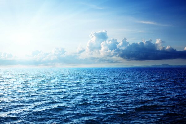 Bleu des Caraïbes et des nuages