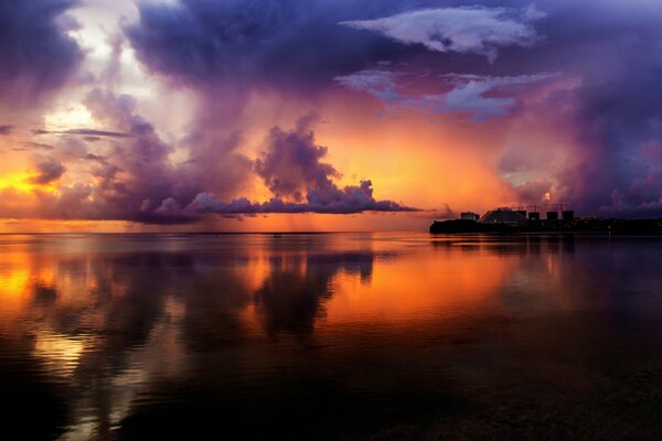 Beautiful sunset on the sea