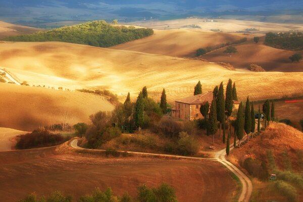 Casa sulle colline della Toscana in Italia