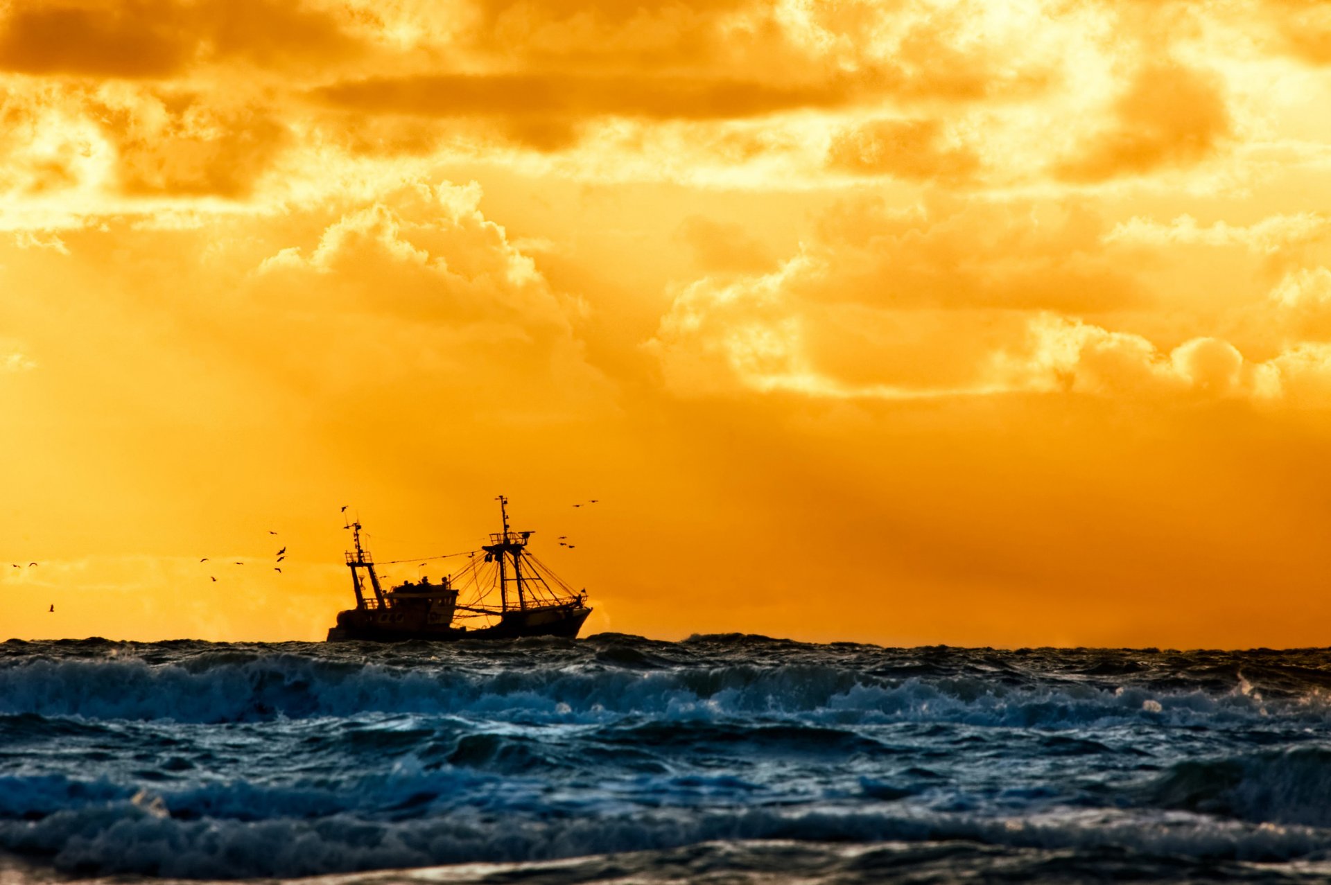 marine navire pêche navire coucher de soleil mer beau fond