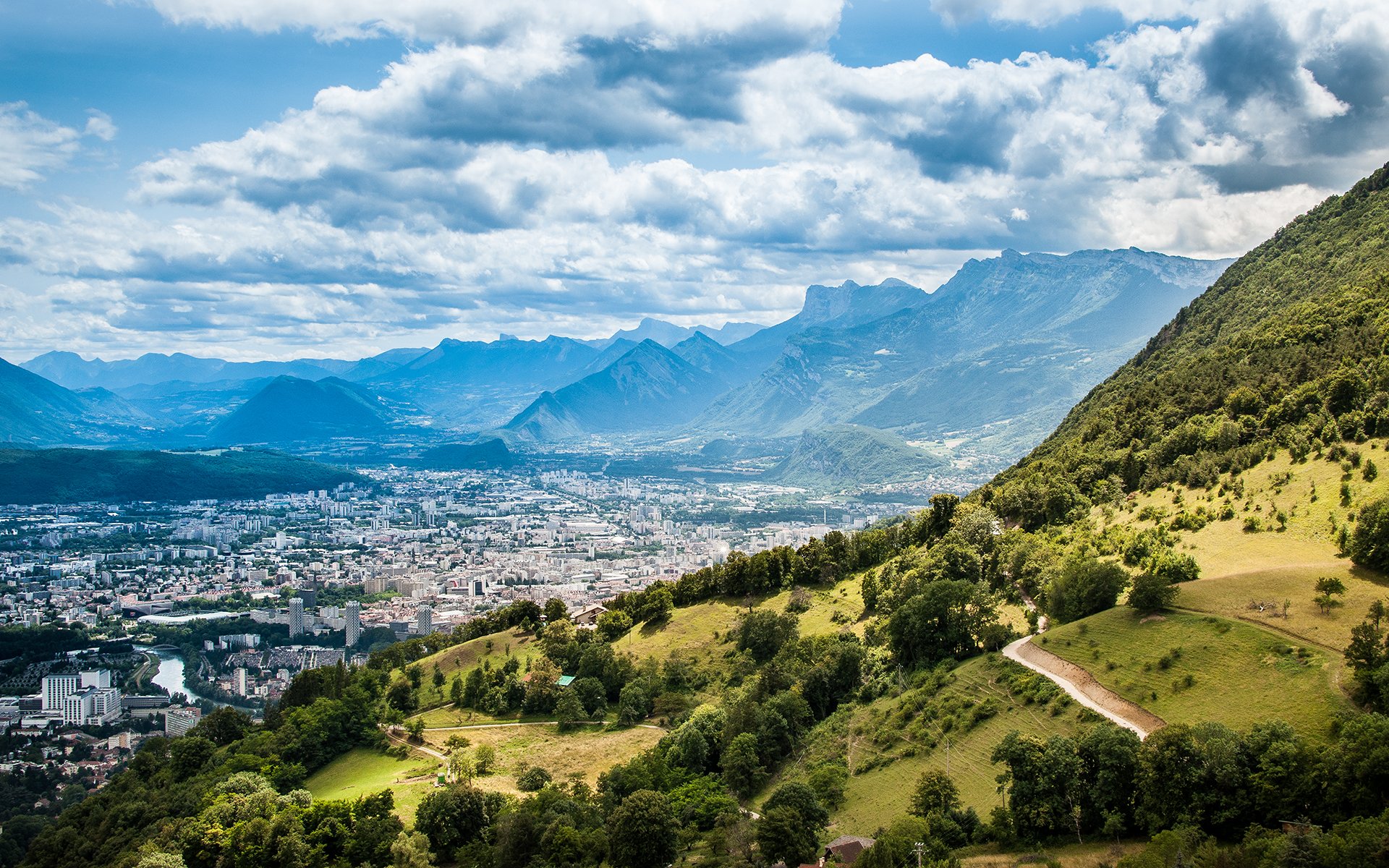 francia ciudad montañas lyon nubes naturaleza