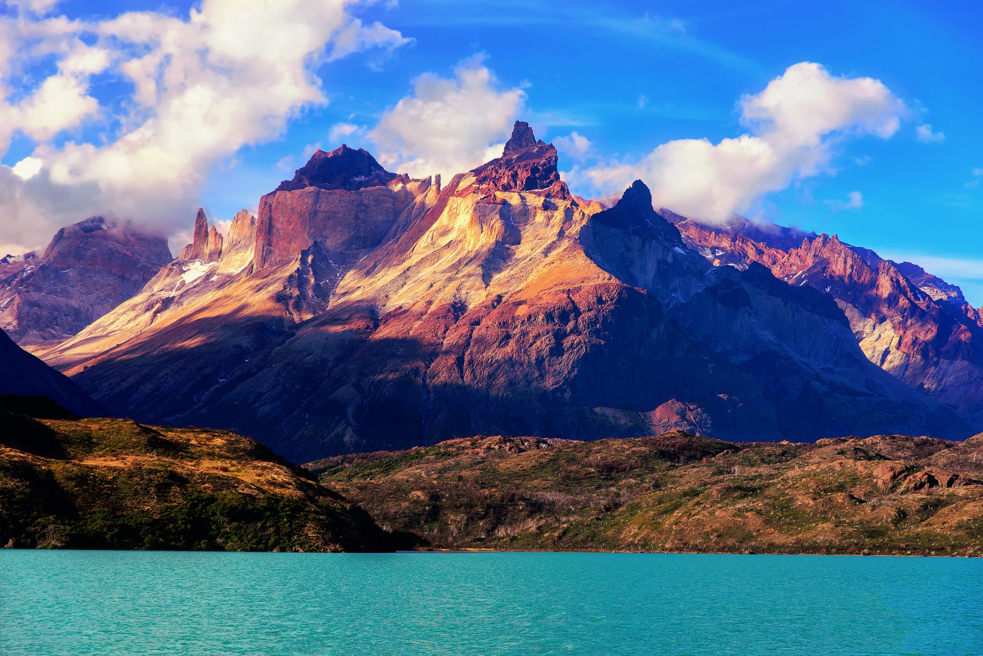 sud america cile parco nazionale torres del paine montagne nuvole cielo