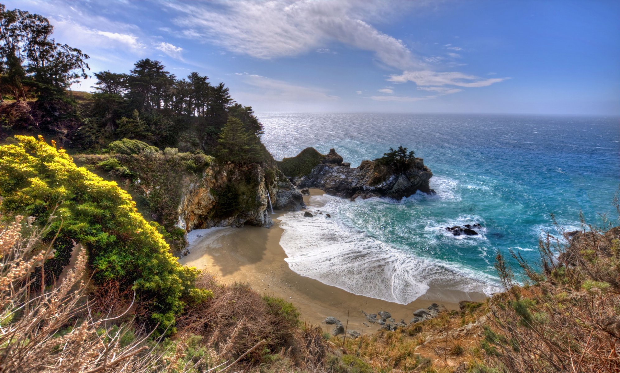 ocean zatoka skała wodospad kalifornia big sur julia pfeiffer burns state park mcway falls