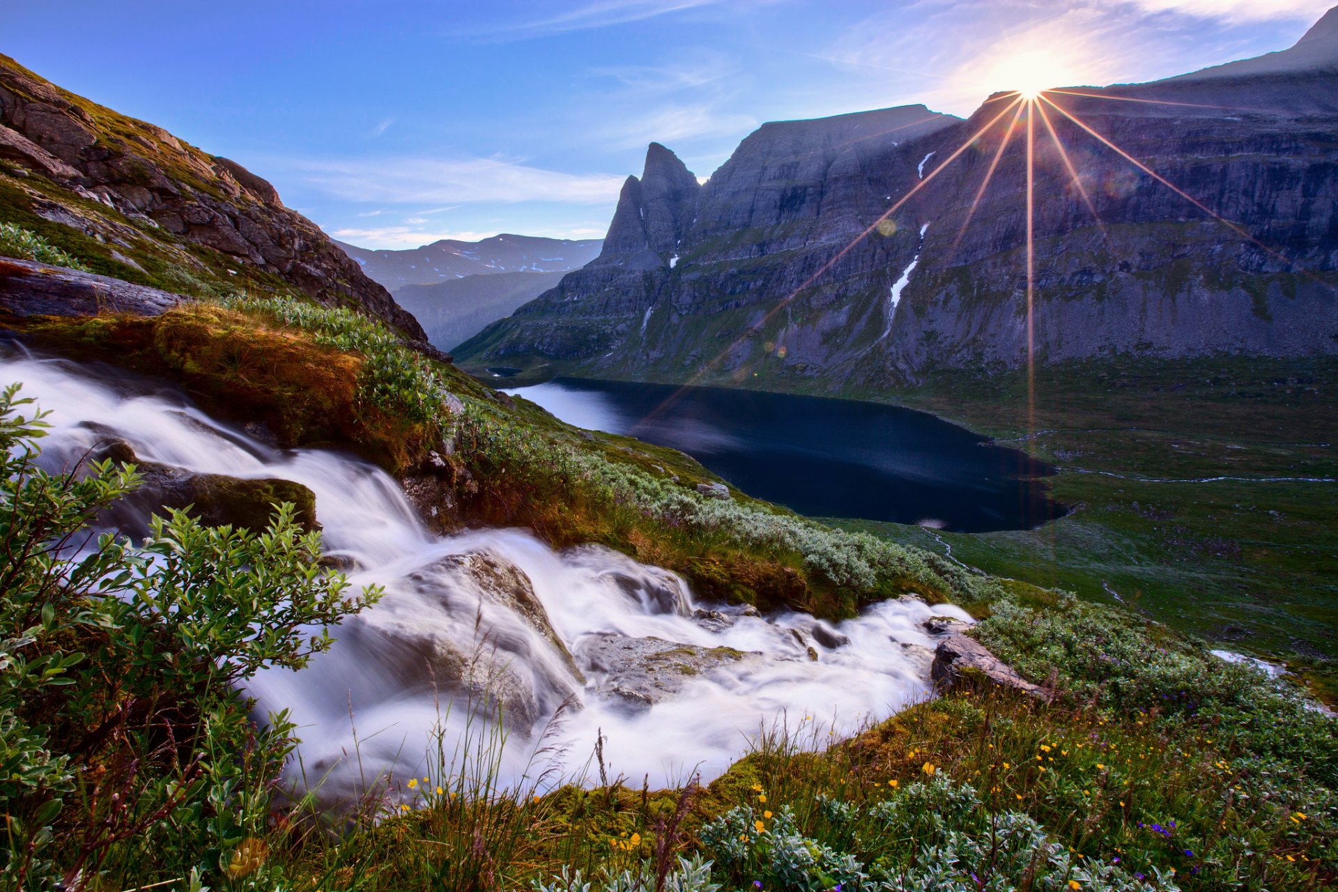 mountain sky sun rays slope feed