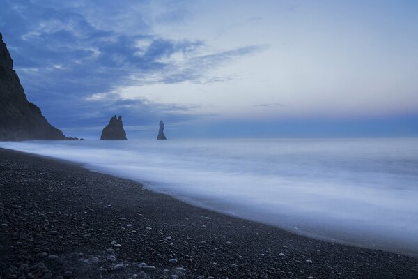 High cliffs, seashore